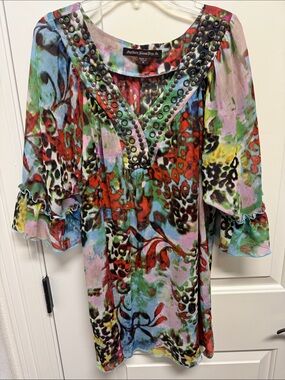 Sienna Rose Multicolor Floral Studded V-Neck Tunic